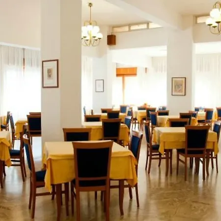 Hotel Touring Falconara Marittima