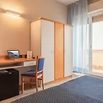 Hotel Touring 3*