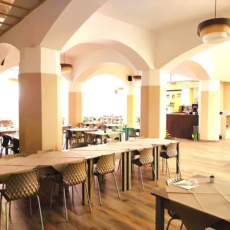 图尔林酒店 酒店