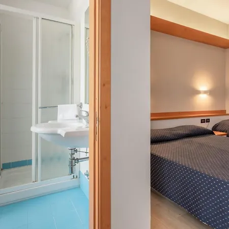 Hotel Touring 3*