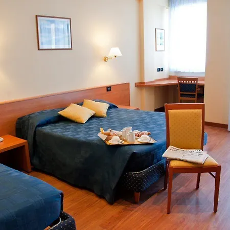 Touring Hotel
