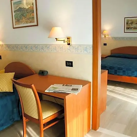 Touring Hotel
