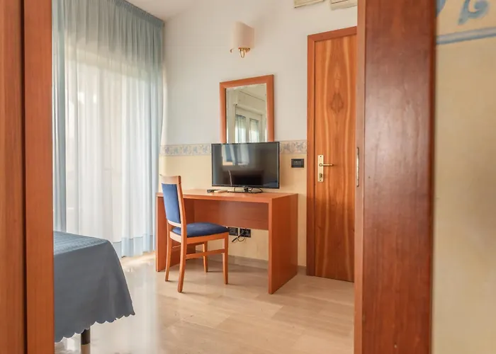 Touring 3* Falconara Marittima