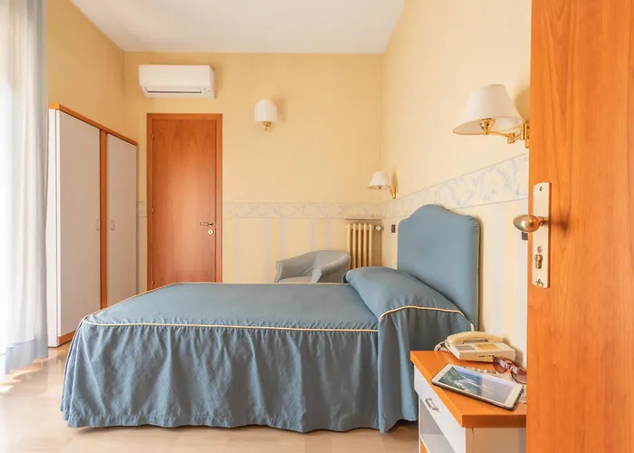 Touring Hotel Falconara Marittima