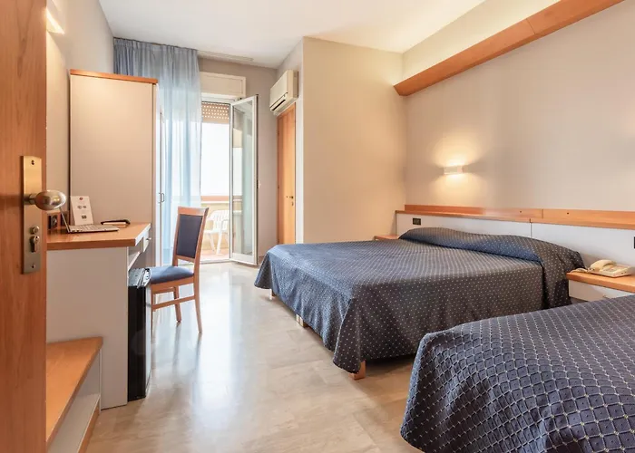 Touring 3* Falconara Marittima