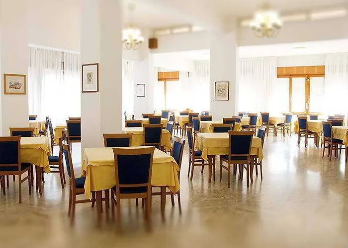 Touring 3* Falconara Marittima